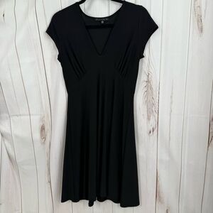 Tiana B Women’s Small Black Short Sleeve Dress